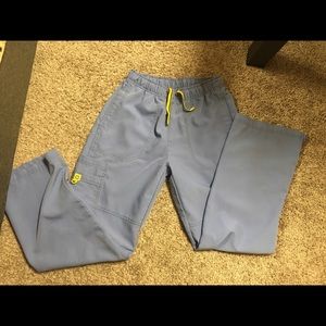 Wonder Wink scrub pants size MD